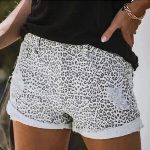 Mustard Seed Leopard Animal Print Shorts Size S